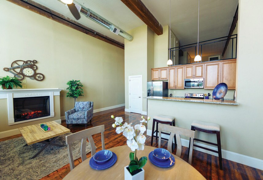 More Photos Of 99 Main St, Warren Apartments For Lease