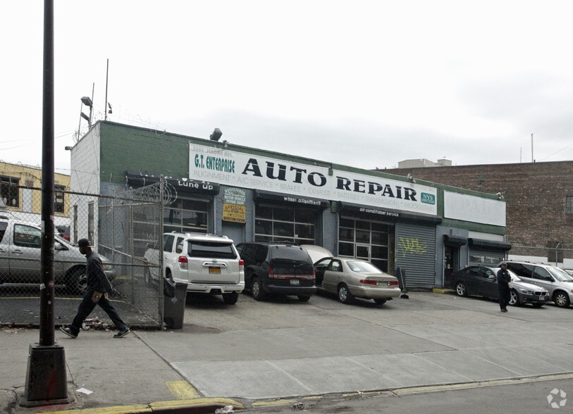More Photos Of 3604 Jerome Ave, Bronx Manufacturing For Lease