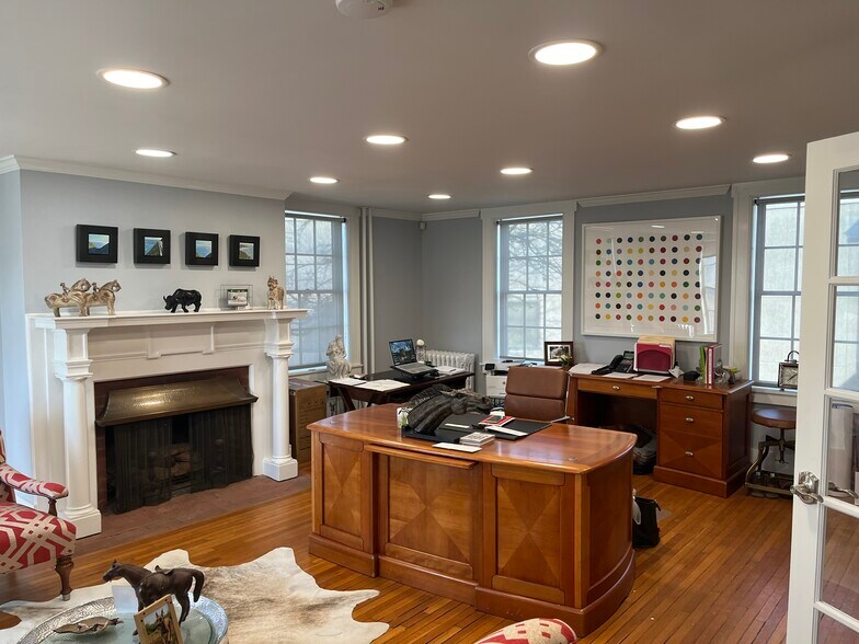 More Photos Of 1547 Columbia Tpke, Castleton On Hudson Medical For Sale