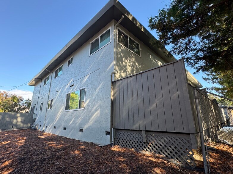 More Photos Of 437 Corte Arango, El Sobrante Apartments For Sale
