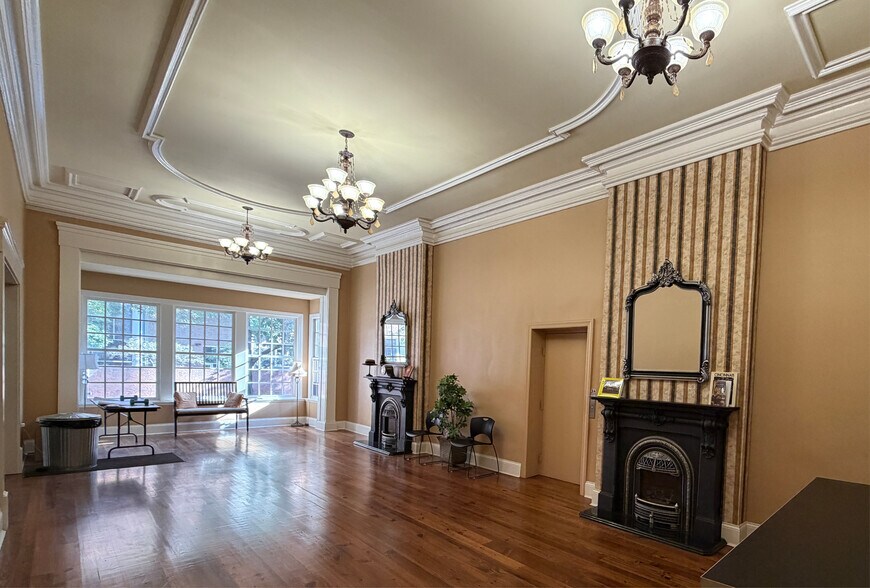 More Photos Of 19 E 8th St, Cincinnati Office For Sale