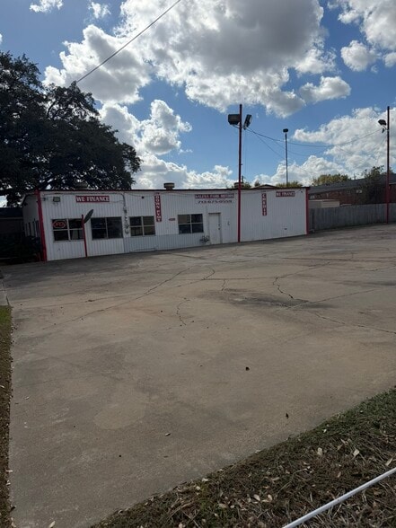 More Photos Of 1706 Clinton Dr, Galena Park Storefront Retail Office For Sale