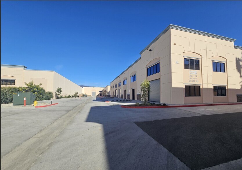 More Photos Of 1623 W San Bernardino Rd, West Covina Distribution For Sale