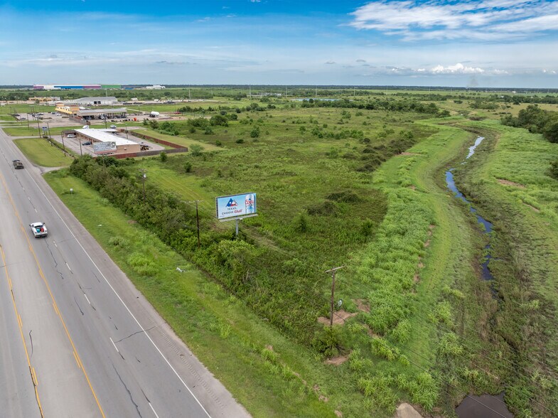 More Photos Of TX-35 @ Bucks Bayou, Bay City Land For Sale