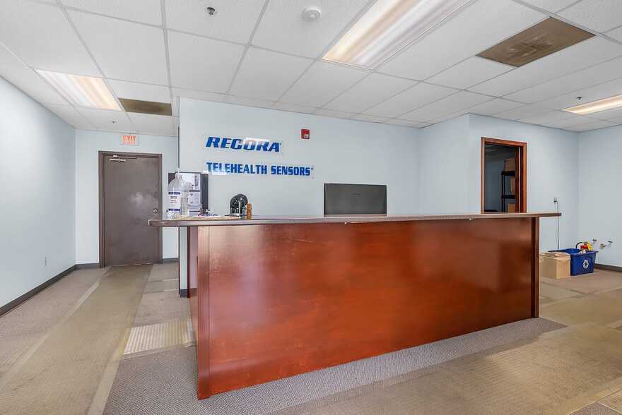 More Photos Of 197 Alder Dr, North Aurora Warehouse For Sale