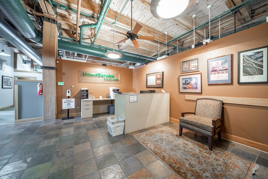 More Photos Of 1550 S Indiana Ave, Chicago Office Residential For Sale