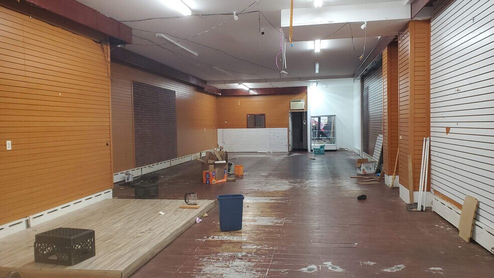 More Photos Of 1468 Myrtle Ave, Brooklyn Storefront Retail Residential For Lease