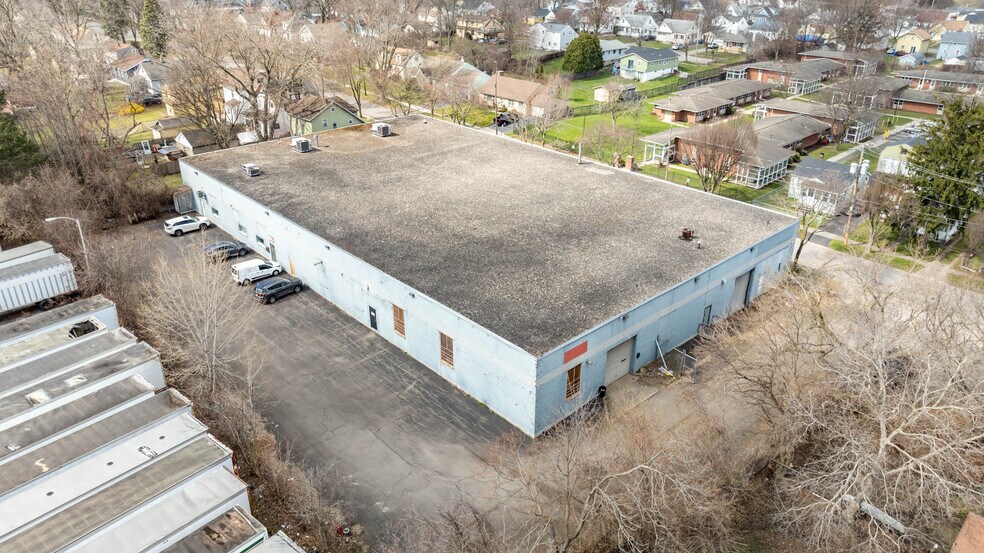 More Photos Of 15 McArdle St, Rochester Manufacturing For Lease