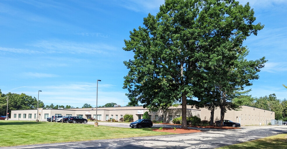 More Photos Of 10 Columbia Dr, Amherst Manufacturing For Lease