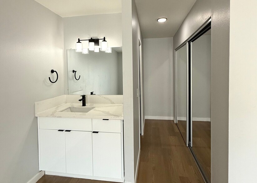 More Photos Of 9900 Ramona St, Bellflower Apartments For Sale