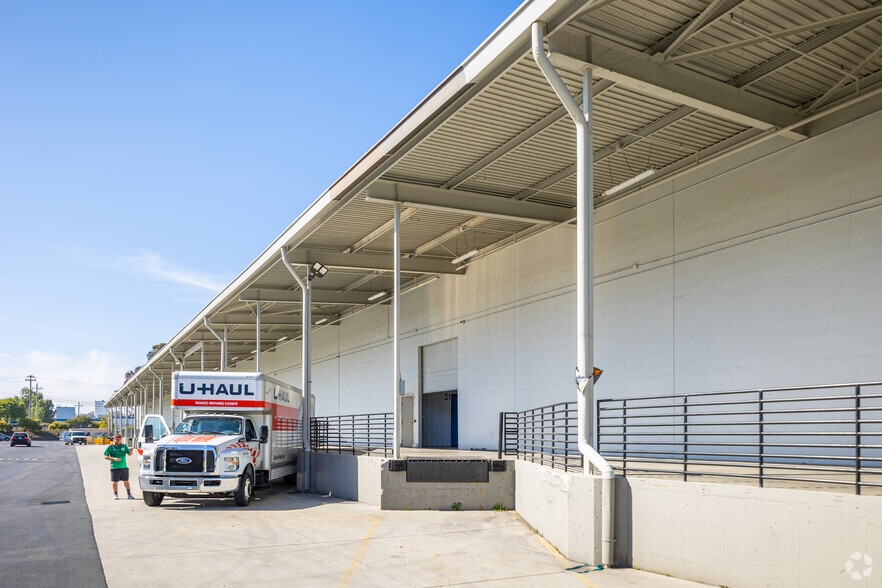 More Photos Of 245 S Spruce Ave, South San Francisco Distribution For Lease