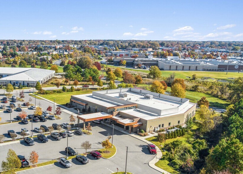 Primary Photo Of 28438 Marlboro Ave, Easton Medical For Sale