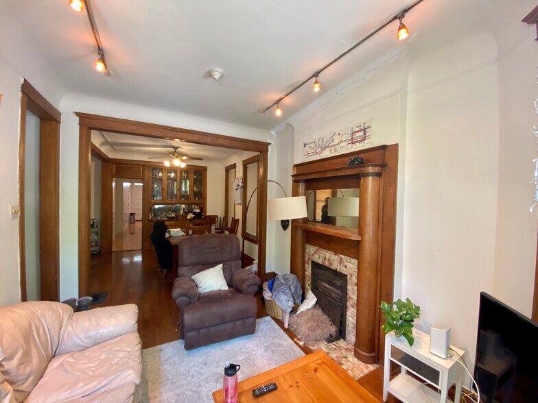 More Photos Of 2439 N Seminary Ave, Chicago Apartments For Sale