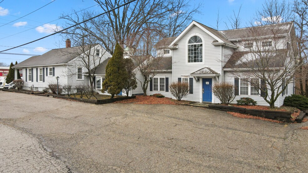 More Photos Of 9233 SR 14, Streetsboro Medical For Sale