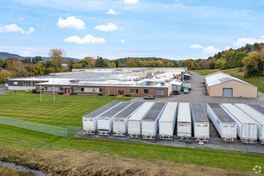 More Photos Of 140 E State St Ext, Gloversville Manufacturing For Lease