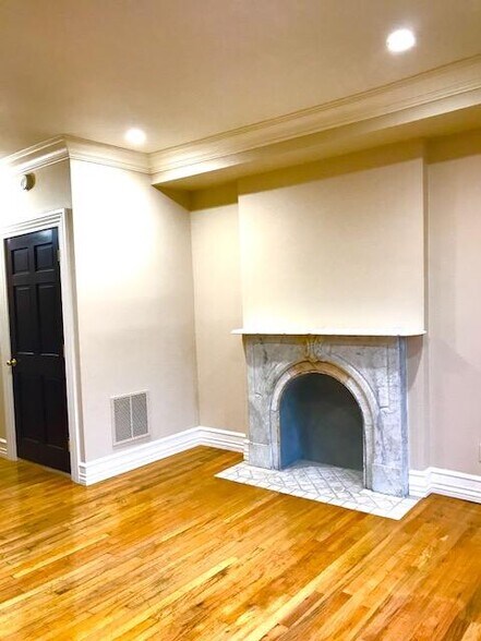 More Photos Of 148 Sussex St, Jersey City Apartments For Sale