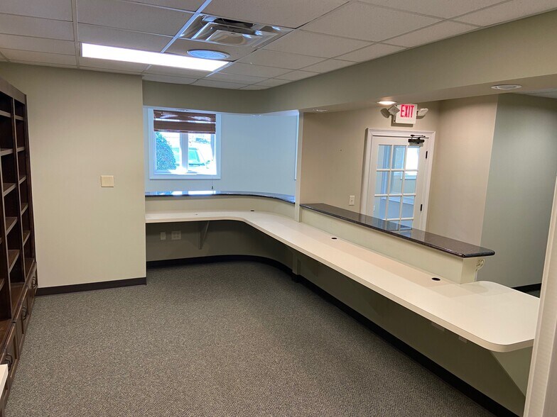 More Photos Of 155 Halton Rd, Greenville Medical For Lease