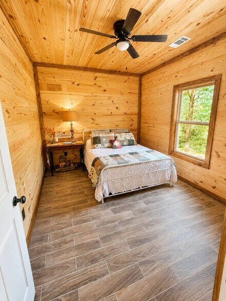More Photos Of 594 Cedar Mills Road, Gordonville Trailer Camper Park For Sale