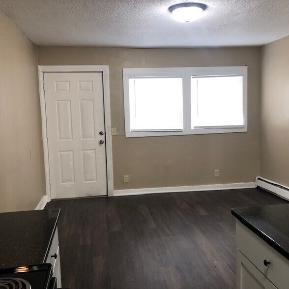 More Photos Of 953 Desoto St, Saint Paul Apartments For Sale