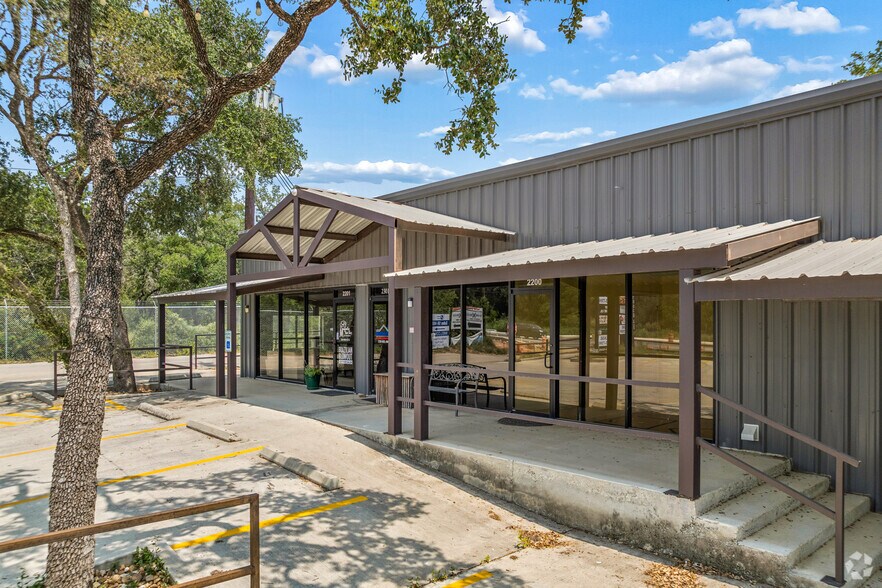 More Photos Of 18820 Fm 2252, San Antonio Freestanding For Lease