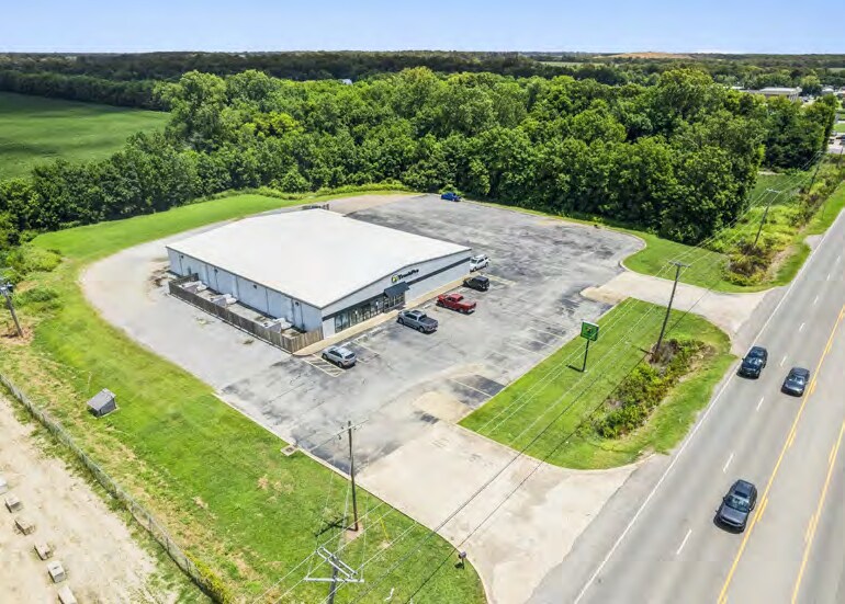 More Photos Of 3762 Highway 82 W, Leland Freestanding For Sale