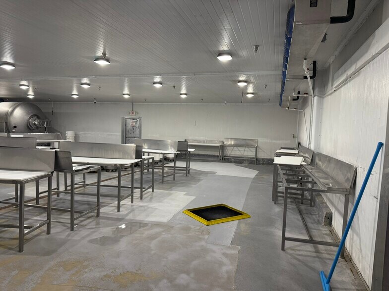 More Photos Of 15268 Proctor Ave, City Of Industry Food Processing For Sale