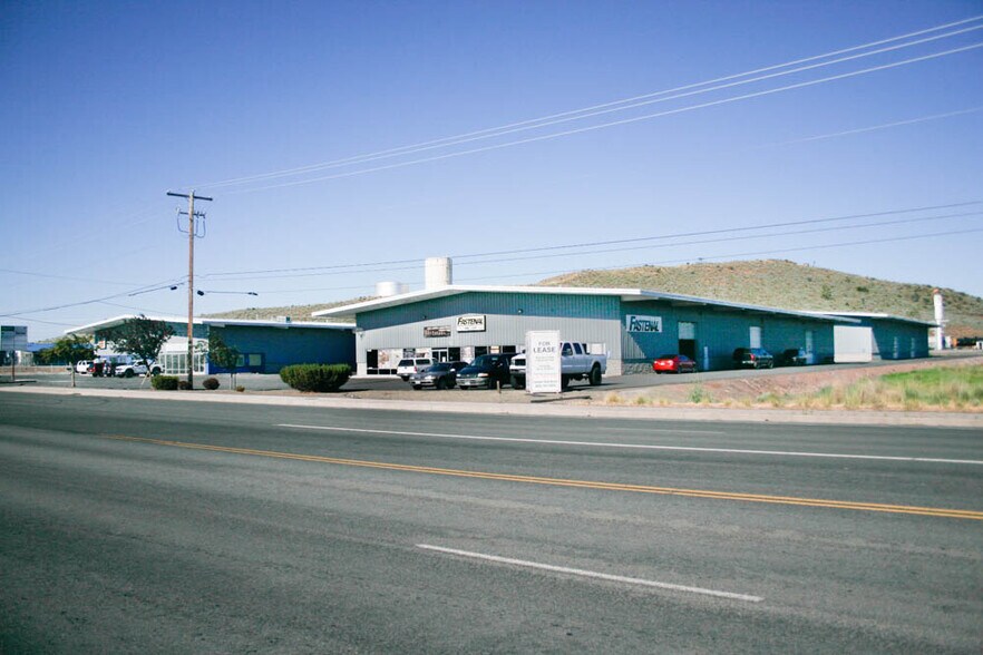 Primary Photo Of 4100-4204 Washburn Way, Klamath Falls Warehouse For Lease