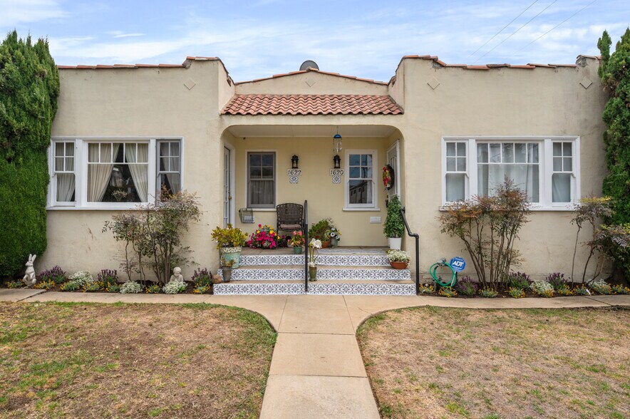 Primary Photo Of 1620 California Ave, Santa Monica Apartments For Sale