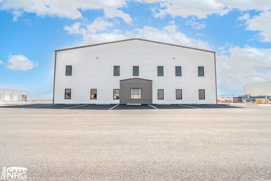 More Photos Of 8623 W County Rd 133, Midland Warehouse For Sale