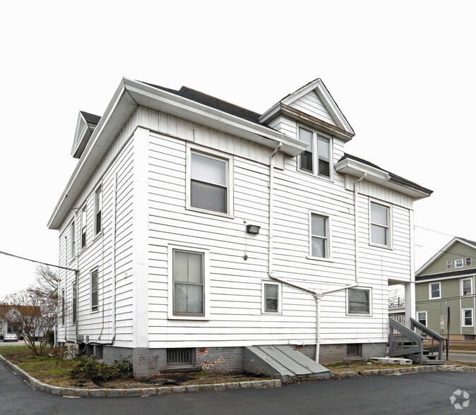 More Photos Of 161 Livingston Ave, New Brunswick Office Residential For Lease
