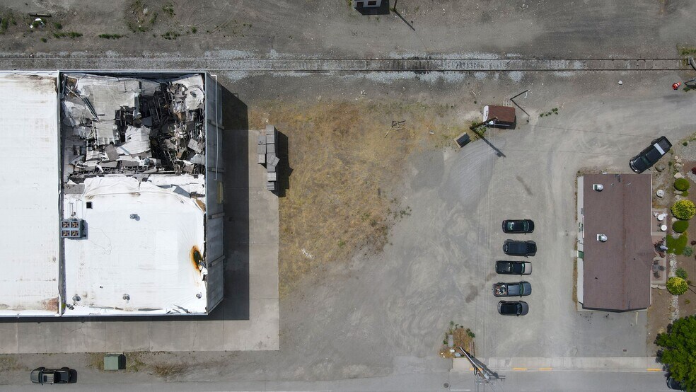 More Photos Of 602 Apple Way Ave, Oroville Warehouse For Sale