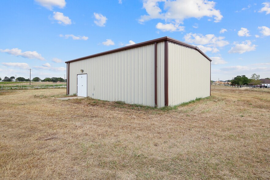 More Photos Of 7443 Shirley, Bryan Industrial For Sale