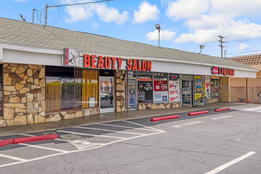 More Photos Of 472-484 S Citrus Ave, Azusa Freestanding For Lease