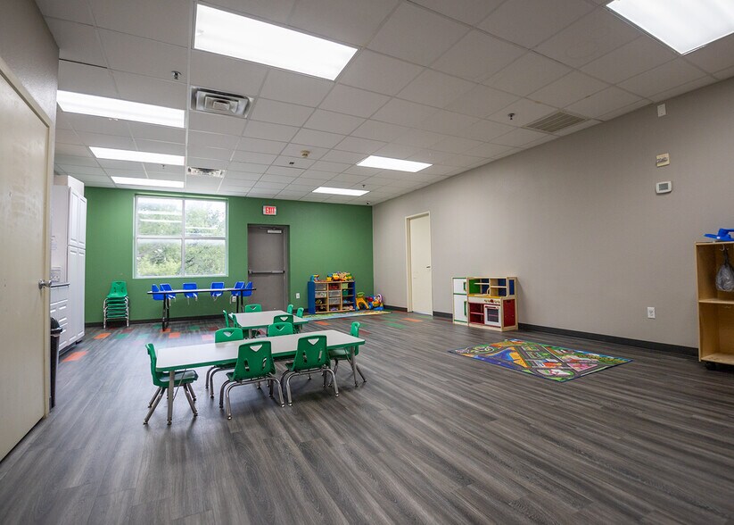 More Photos Of 501 Academy Blvd, Fort Worth Religious Facility For Sale