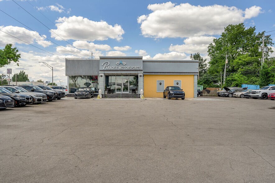 More Photos Of 435 E New Circle Rd, Lexington Specialty For Lease