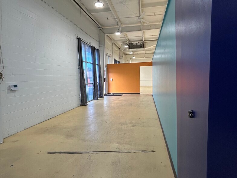 More Photos Of 7400 US Highway 19, New Port Richey Storefront For Lease