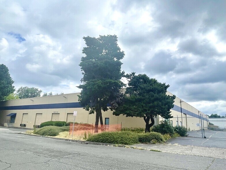 More Photos Of 6136 NE 87th Ave, Portland Warehouse For Lease
