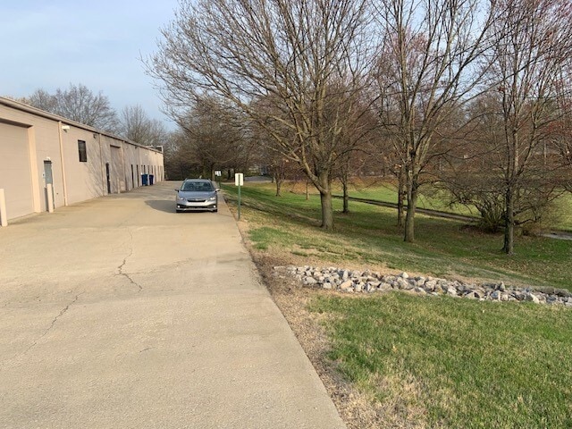 More Photos Of 112 Westhampton Dr, Lexington Manufacturing For Sale