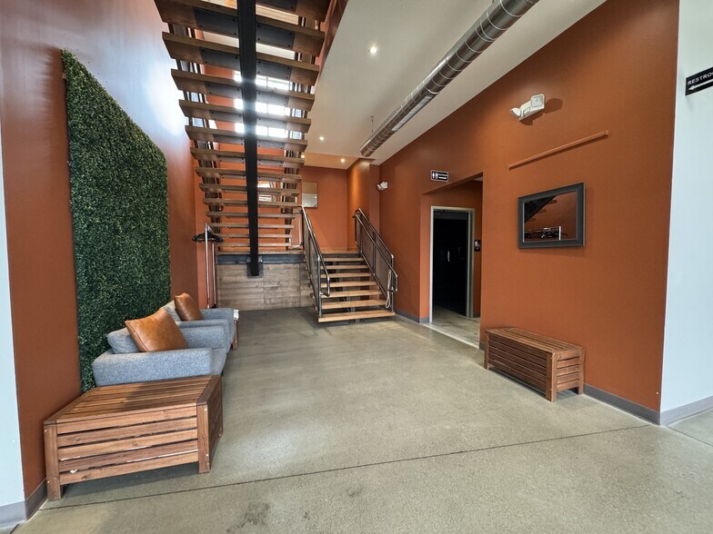 More Photos Of 20390 N M 52, Chelsea Restaurant For Lease