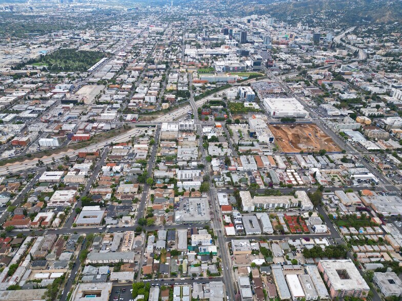 More Photos Of 5237 Lexington Ave, Los Angeles Apartments For Sale