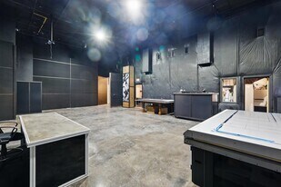 More Photos Of 11983 Cleveland Gibbs Rd, Roanoke Flex For Lease