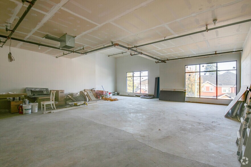 More Photos Of 32156 Hillcrest Av, Abbotsford Medical For Lease