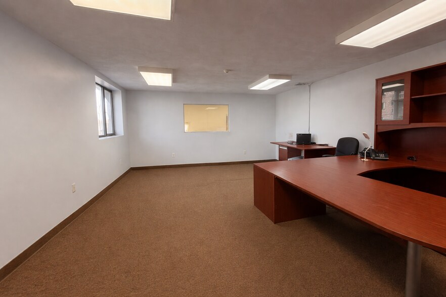 More Photos Of 20 Lechmere St, Revere Flex For Lease