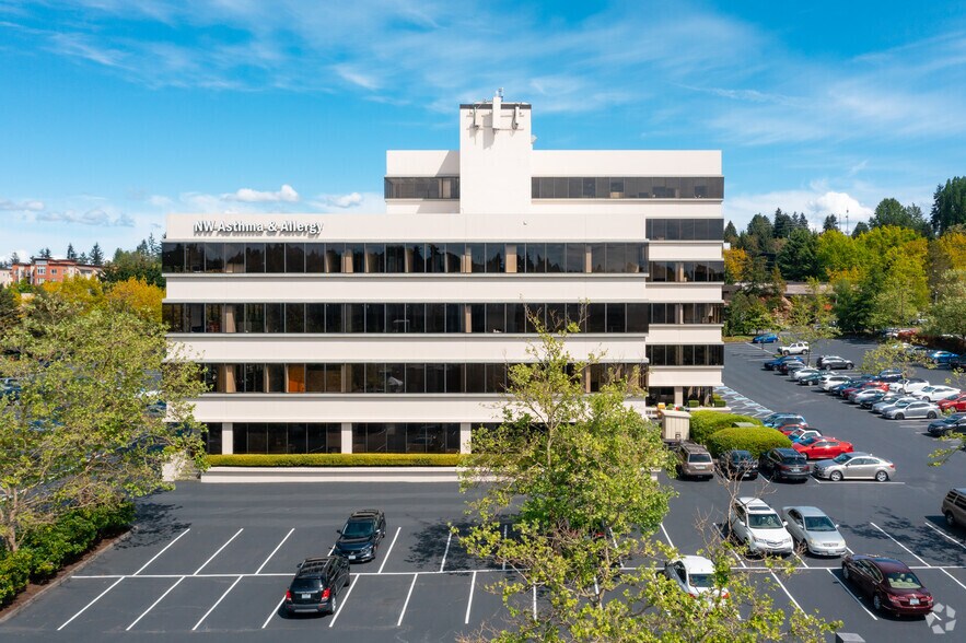 More Photos Of 115 NE 100th St, Seattle Unknown For Lease