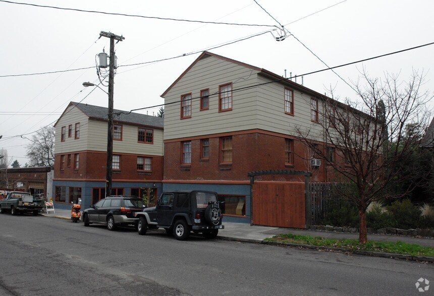 Primary Photo Of 5400 NE 30th Ave, Portland Office For Lease