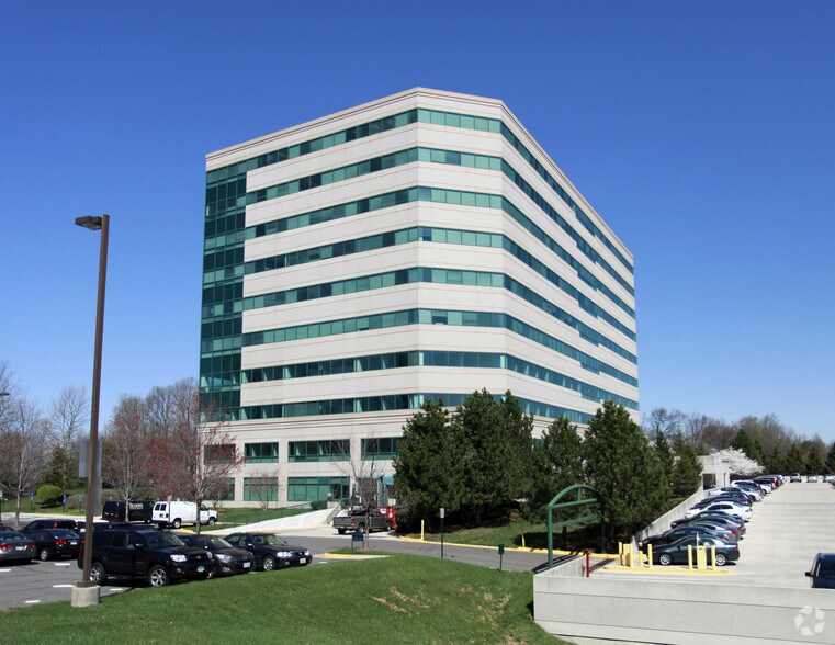 Primary Photo Of 12601 Fair Lakes Cir, Fairfax Office For Lease