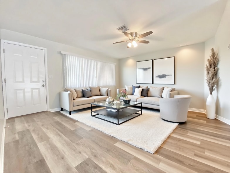 More Photos Of 531-539 New York Ave, Dunedin Apartments For Sale