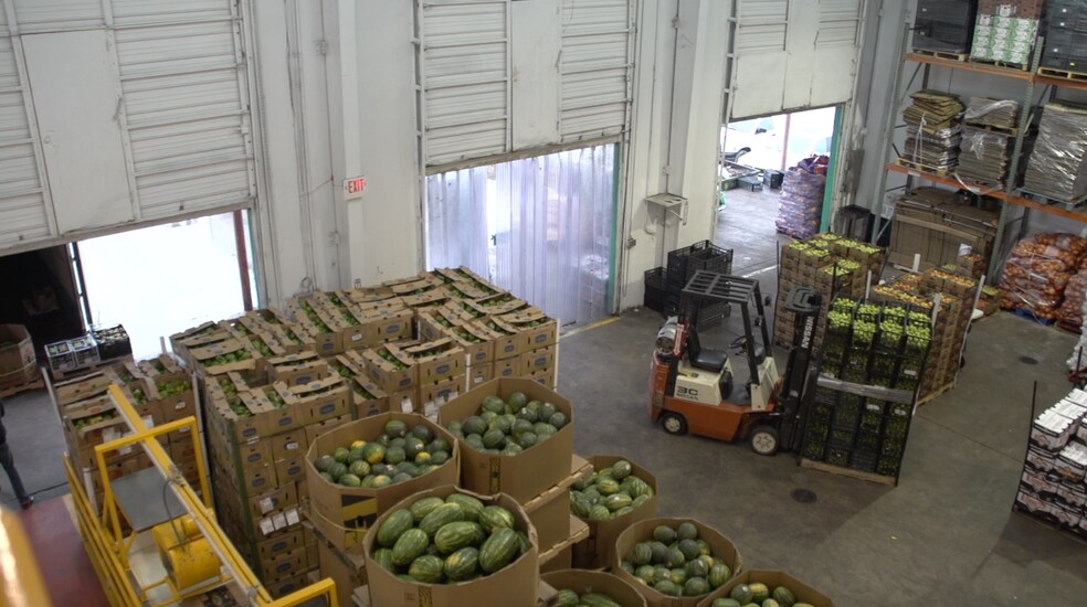 More Photos Of 6500 S 23rd St, McAllen Warehouse For Sale