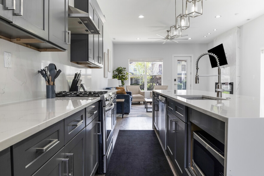 More Photos Of 2226-2232 Central Ave, Indianapolis Apartments For Sale