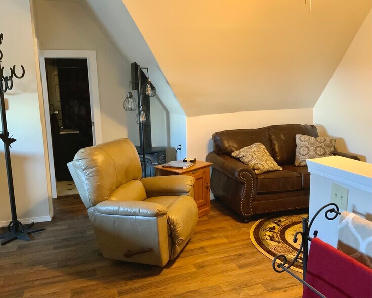 More Photos Of 155 Townsend St, Cedarville Apartments For Sale